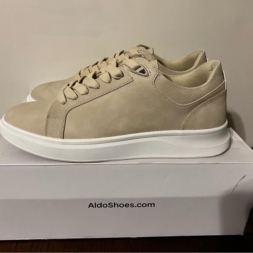 Aldo designer shoes in cream color